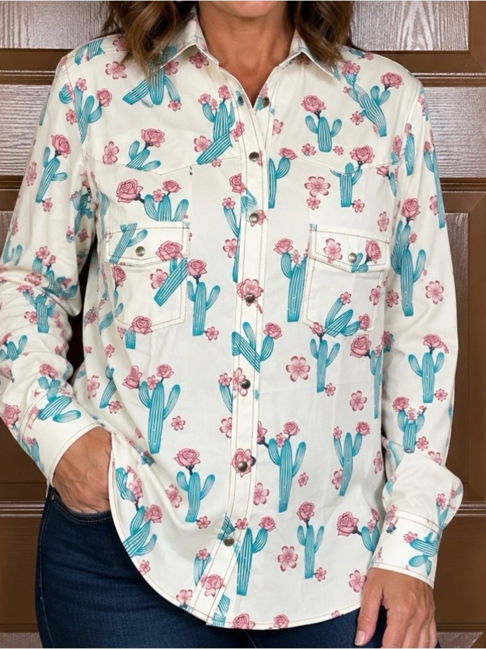 Cowgirl Hardware Cactus & Rose Western Pearl Snap Shirt Women’s Medium NWT Rodeo